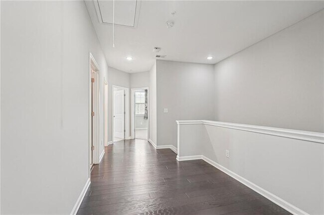 Building Photo - 741 Topsail Ln