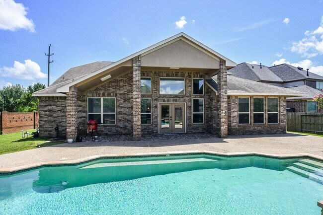 Building Photo - 28426 Rolling Ridge Dr