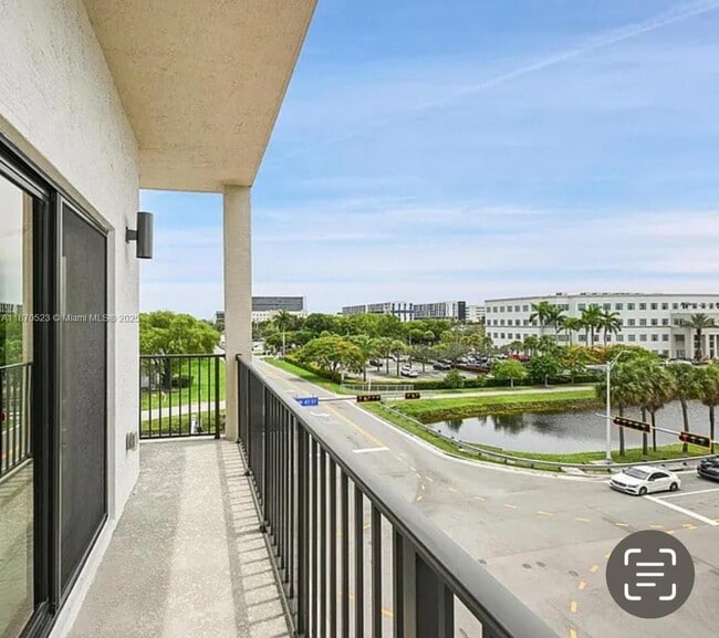 Building Photo - 8167 NW 41st St