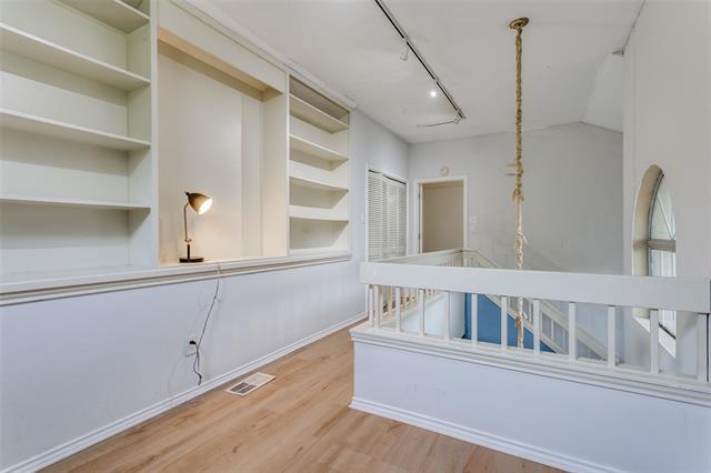 Building Photo - 9416 Penny Ln