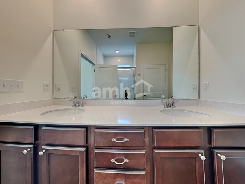 Building Photo - 1391 Celery Palm Cove