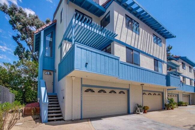 Building Photo - Condo Near Cupertino High | Updated Kitche...