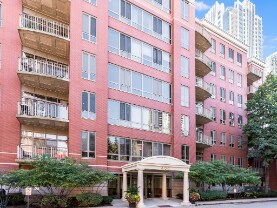 Building Photo - 400 N Clinton St