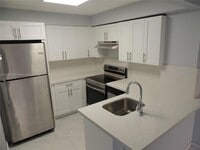 Building Photo - 15444 SW 85th Ln