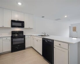 Building Photo - 1219 Falcon Hts Dr