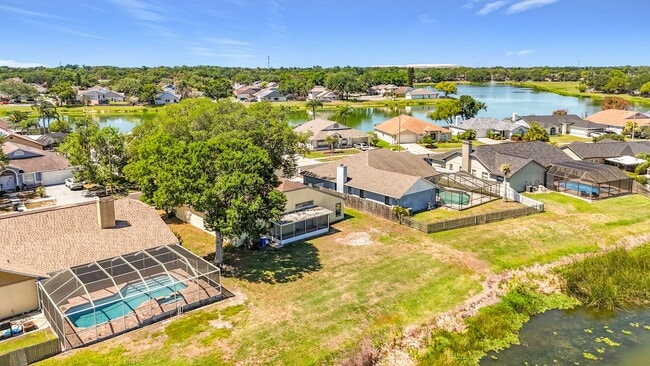 Building Photo - Spacious 4-Bedroom Retreat with 2 Baths in Brandon - 2103 Sq. Ft. of Comfort Awaits!