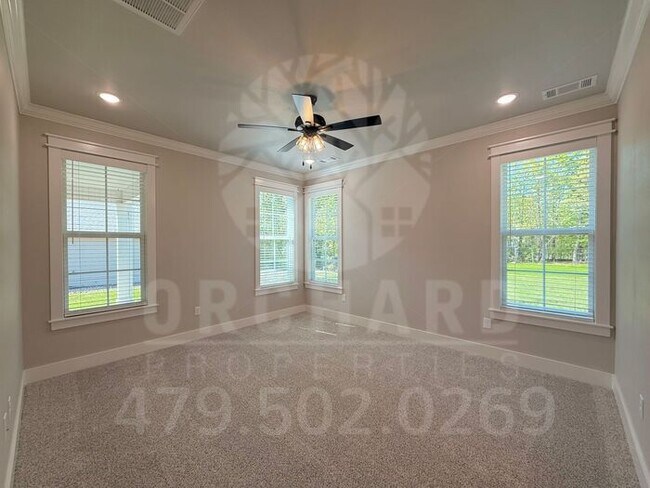 Building Photo - Bella Vista Single-Family Home- 3 Bed/ 2 Bath- Well-Designed Fernley Plan