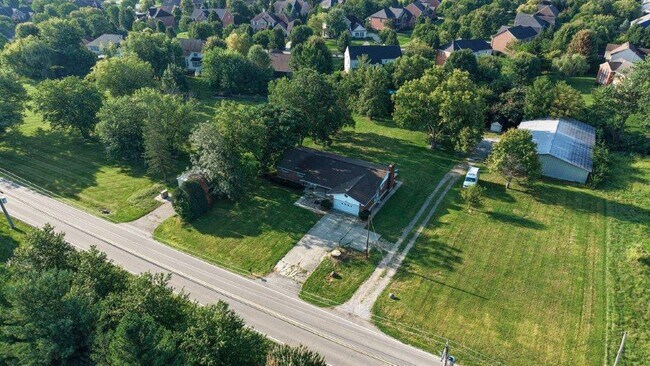 Building Photo - 8047 Bethany Rd