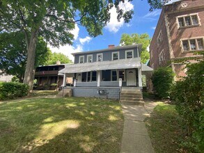 Building Photo - E Norwich Ave 52-54 NCR