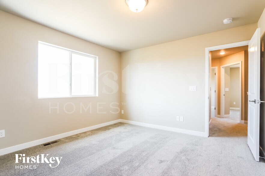 Building Photo - 10559 Horton Dr