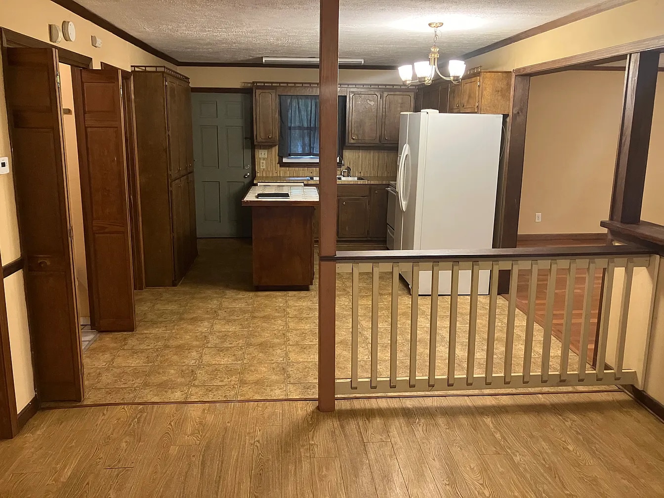 Building Photo - Room in Duplex on Vonda Ln SW