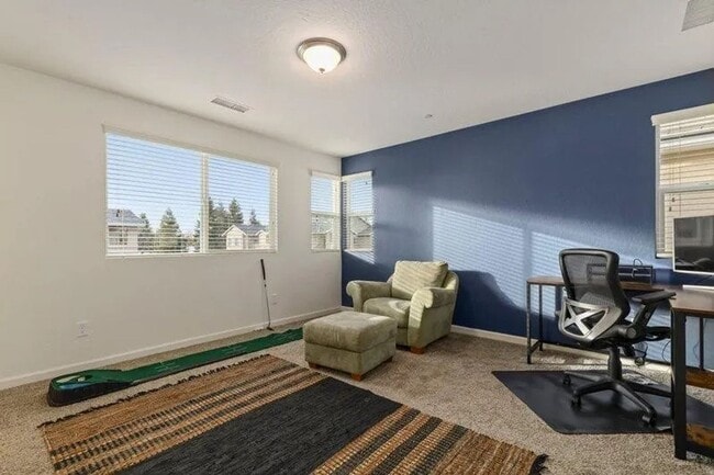 Building Photo - 736 N Bliss Ln