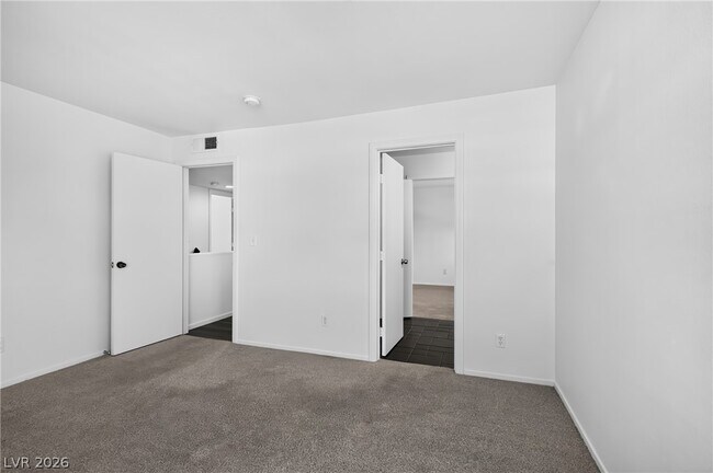 Building Photo - 224 Star Cluster Cir