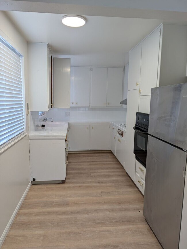 Building Photo - 4511- 4515 Penniman