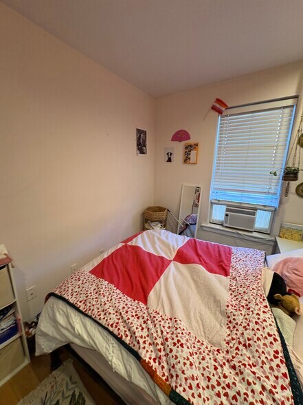 Building Photo - 204 Northampton St