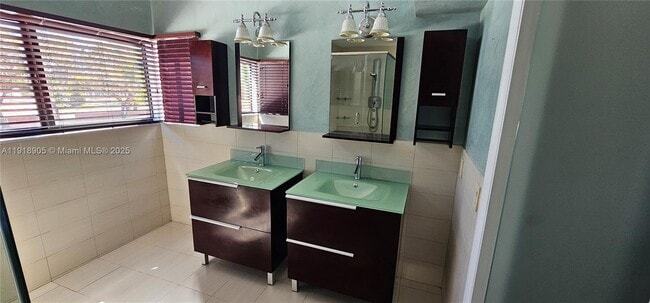 Building Photo - 1221 SW 87th Terrace