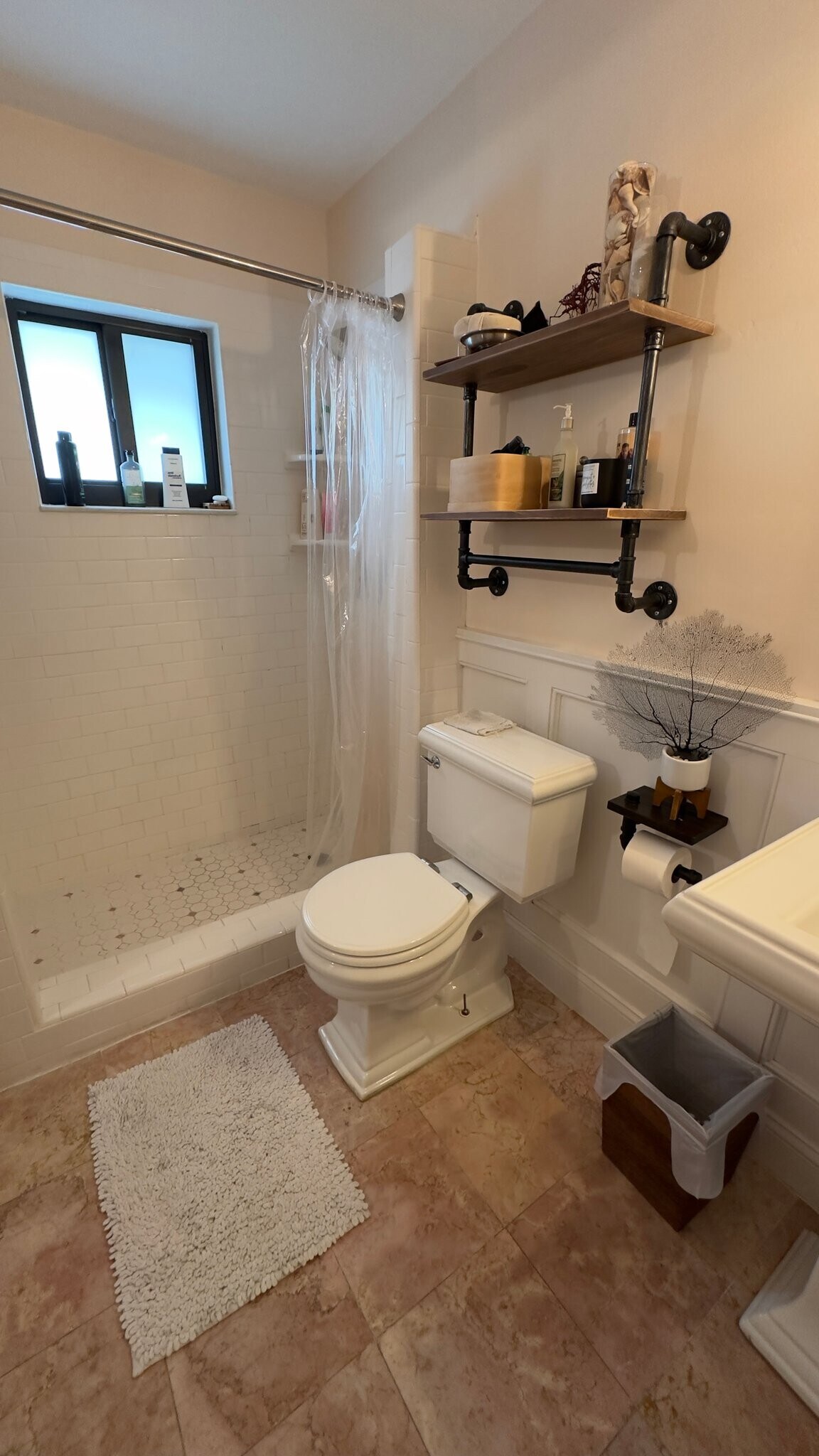 Building Photo - 3620 W Bell Dr