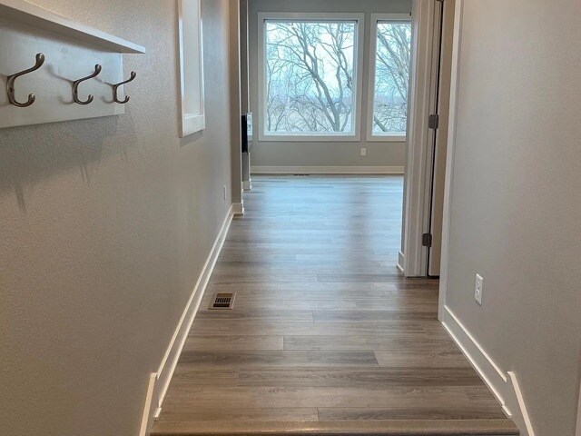 Building Photo - 5440 154th Ct