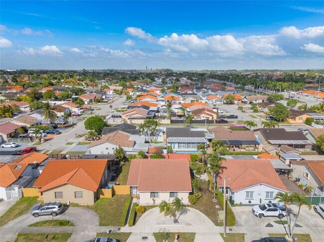 Building Photo - 13755 SW 23rd Terrace