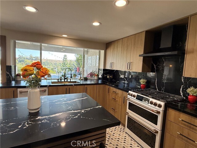 Building Photo - 17608 Orna Dr