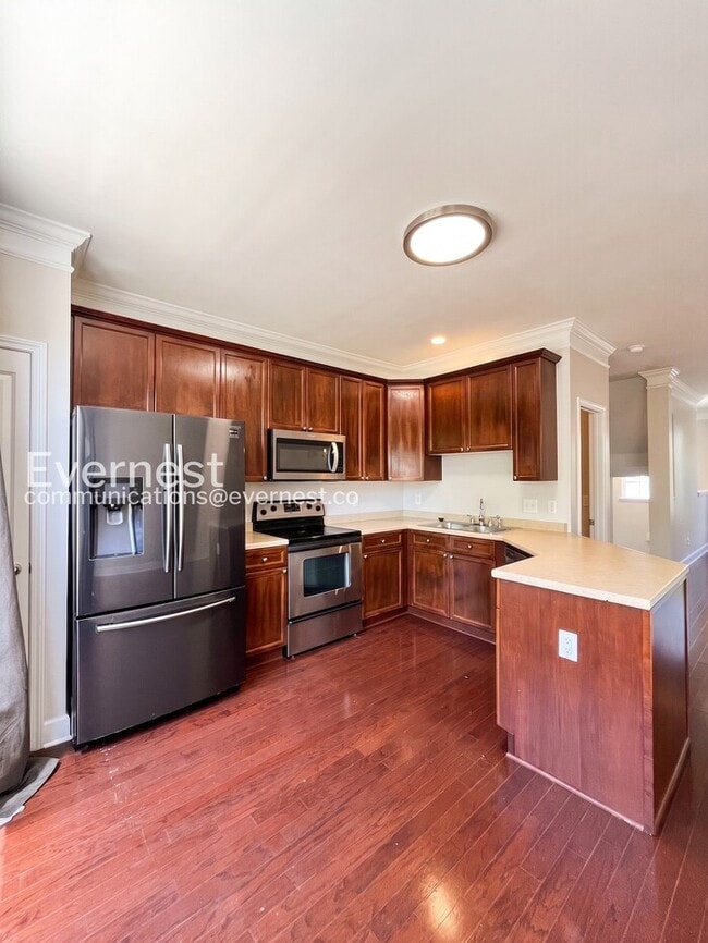 Building Photo - 7222 Althorp Way