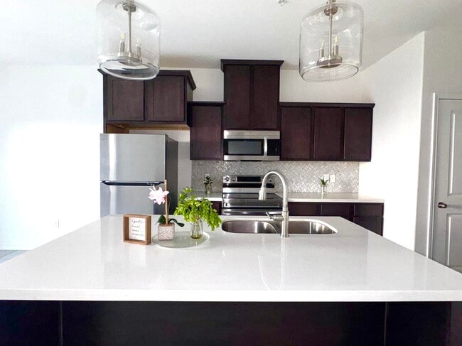 Building Photo - 9915 Borna Dr