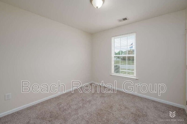 Building Photo - 1821 Ambridge Dr
