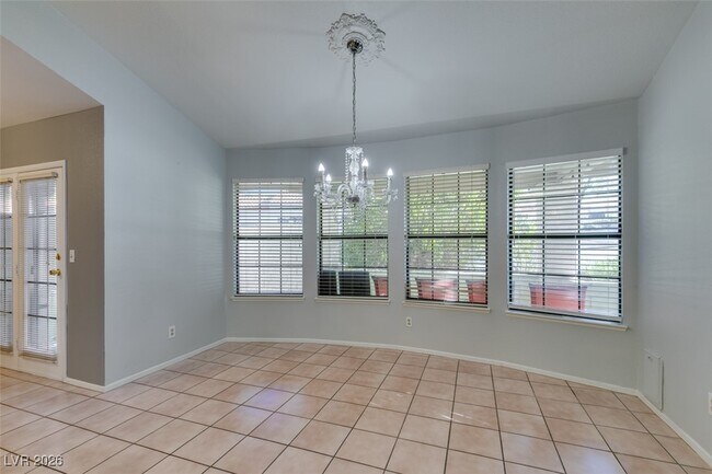 Building Photo - 224 Garfield Dr