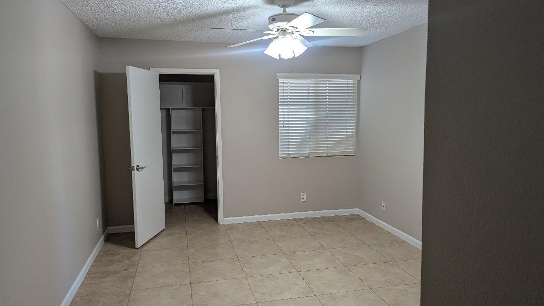 Building Photo - 1730 W Emelita Ave