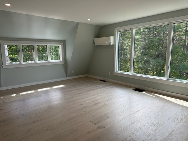 Building Photo - One Bedroom Cottage on 17 acres