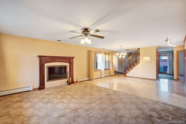 Building Photo - 8 Pearl St