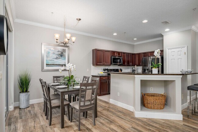 Building Photo - 875 Assembly Ct