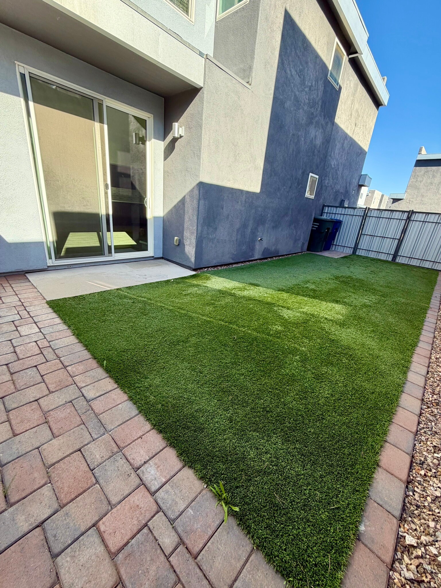 Yard - 478 S Contempo Dr