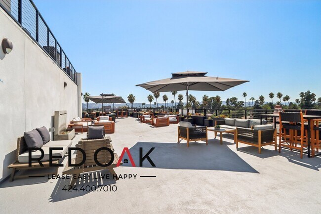 Building Photo - 14526 Kittridge St