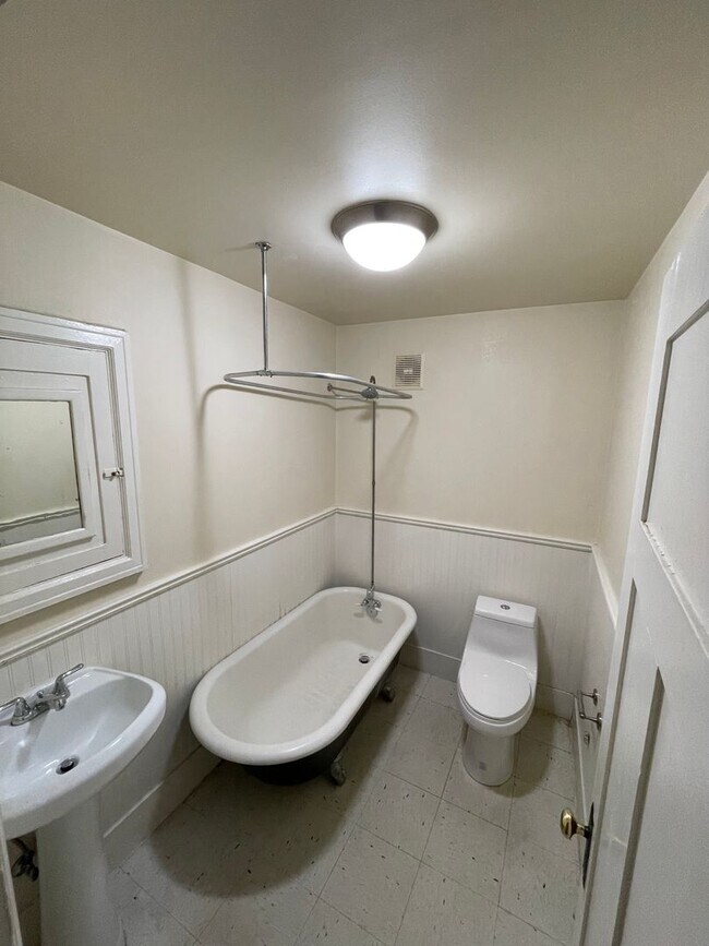 Interior Photo - Chester Apartments