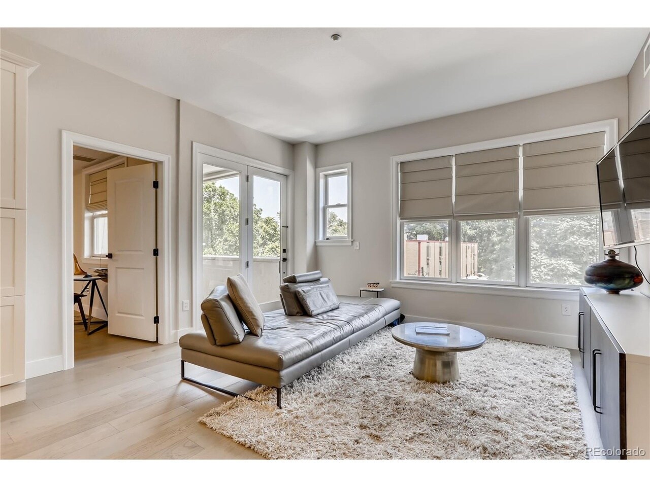 Building Photo - 2200 S University Blvd