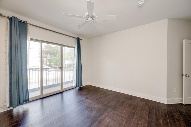 Building Photo - 908 Nueces St