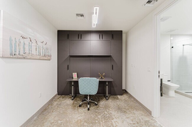 Building Photo - 2750 Griffin Rd