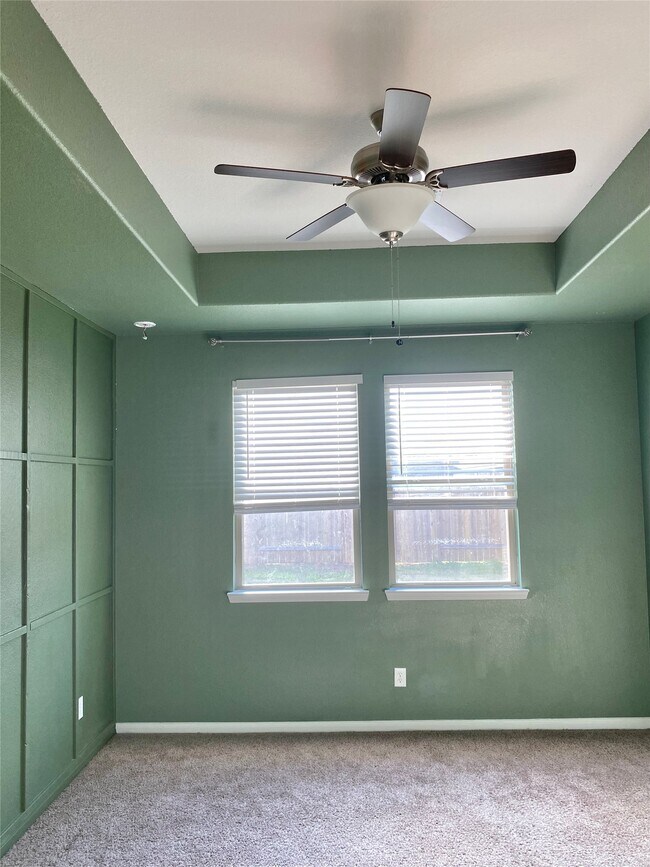 Building Photo - 14223 Grand Hls Dr