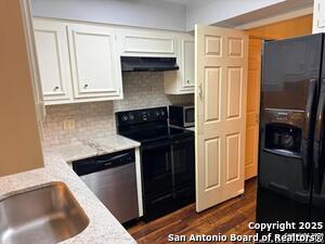 Building Photo - 8415 Fredericksburg Rd