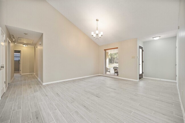 Building Photo - 21214 Park Bend Dr