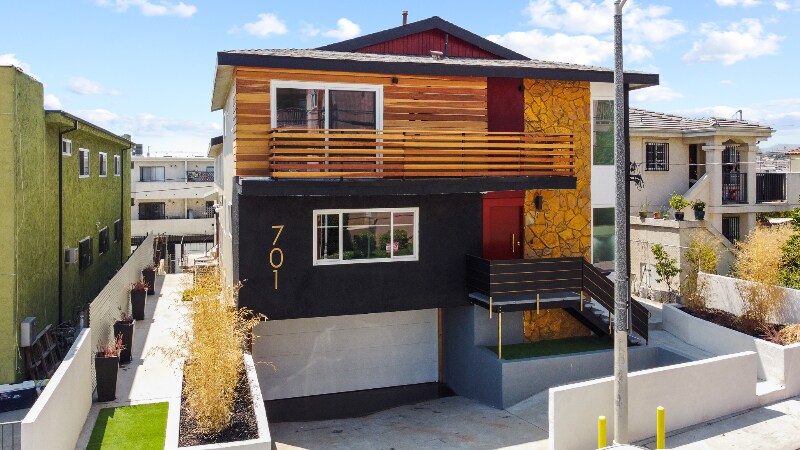 Building Photo - 701 N Hill Pl