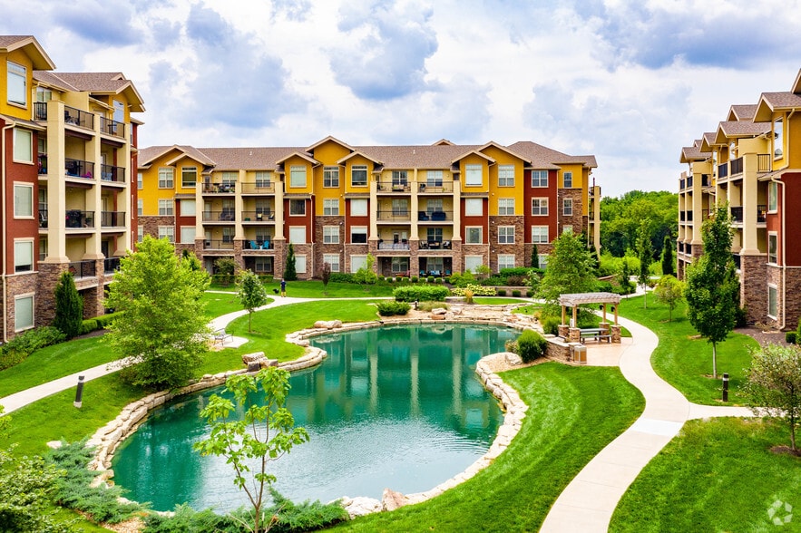 Primary Photo - WaterCrest at City Center
