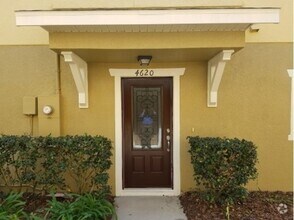 Building Photo - Well laid out 2 BDS / 2.5 Bth Townhome wit...