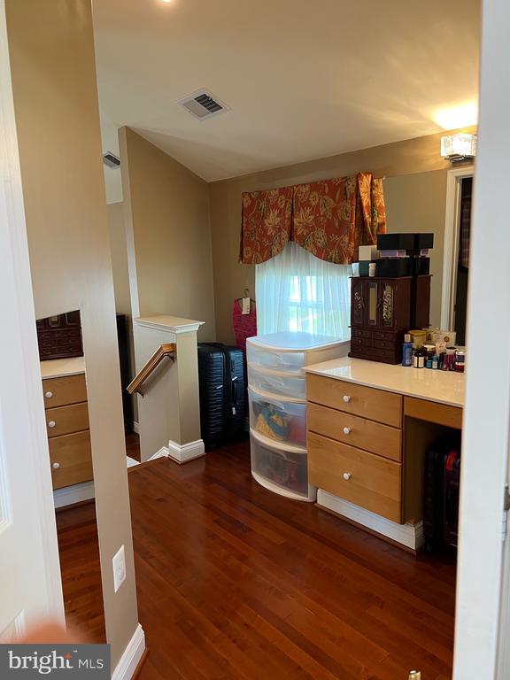 Building Photo - 3911 Arbor Crest Way