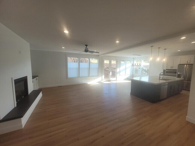 Building Photo - 1491 N Jerry Gertsch Ln