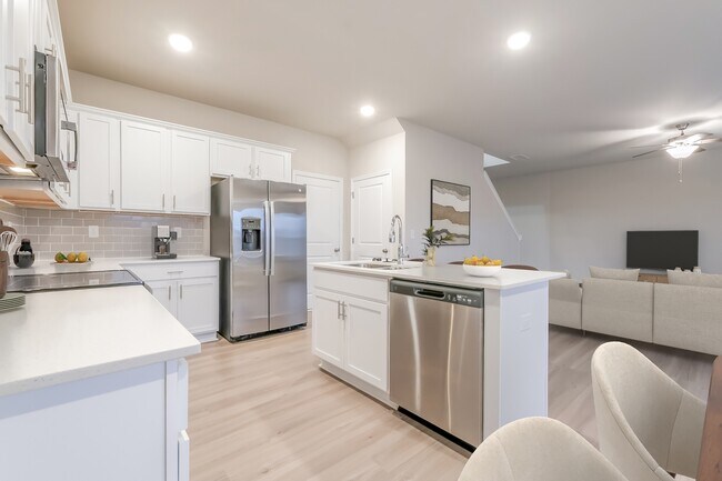 Building Photo - 3418 Sugarberry Dr