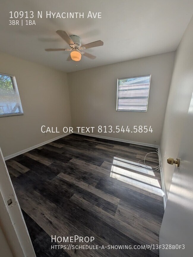 Building Photo - 10913 Hyacinth Ave