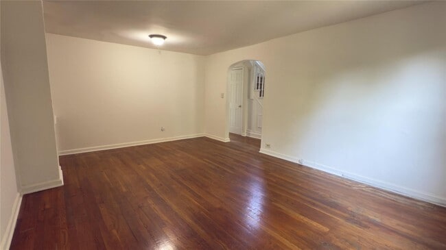 Building Photo - 130 Rockland Ave