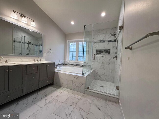 Building Photo - 5669 Faircloth Ct
